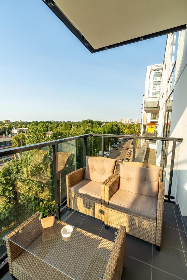 Apartamenty W Gdansku - Zajezdnia Wrzeszcz, Grudziadzka 4B Екстериор снимка