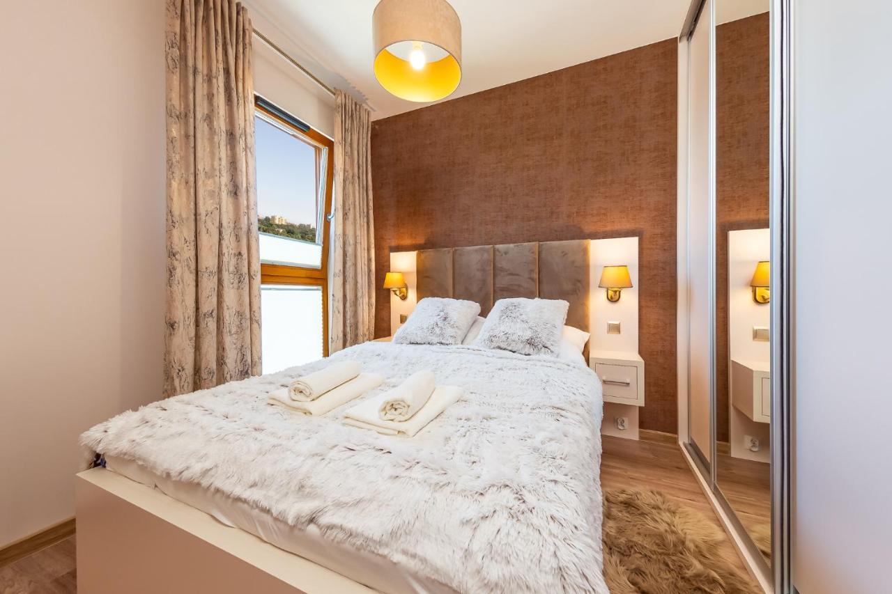Apartamenty W Gdansku - Zajezdnia Wrzeszcz, Grudziadzka 4B Екстериор снимка